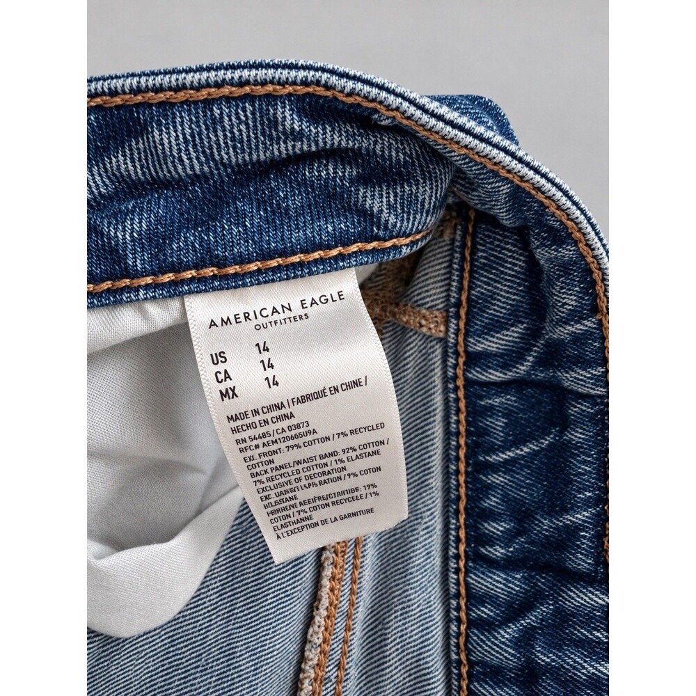 American Eagle Strigid Denim Shorts Womens 14 Blue Distressed Frayed Cutoff